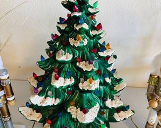 Decorate the house in under 2 minutes.