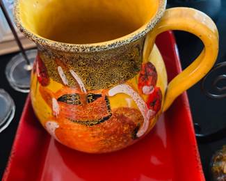 Now that's a coffee cup.