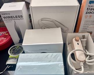Welcome to Best Buy. Where you go to preview before you go to Amazon.
