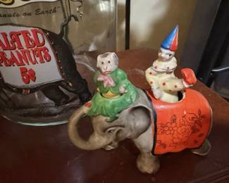 Rare vintage Circus, elephant, monkey, and clown, salt and pepper shakers