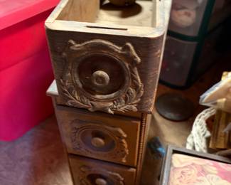 Sewing wooden drawers