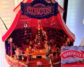 90th anniversary edition animated circusThe world‘s fair big top