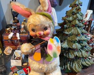Vintage Rustin, rubber face rabbit with paintbrush and pallet