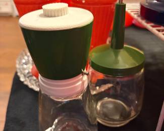 Vintage Spice Grinder & Chopper in Green