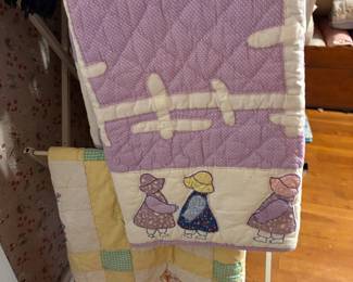 Vintage Handstitched Sun Bonnet Sue Quilt