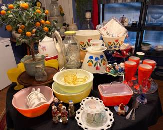 Vintage Pyrex, Fire-King Ware Milk Glass Mixing Bowls, White with Tulip Floral Pattern
