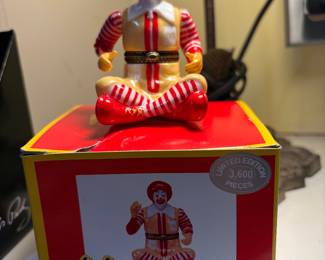RARE PHB McDonald's RONALD MCDONALD Porcelain Hinged Trinket Box Midwest Cannon
