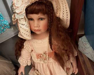 Heirloom Dolls