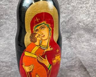 nesting dolls
