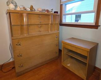 Tall dresser: 40x47x18.5 Night stand (x1): 21x24x15 (part of a set)