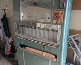 Vintage National Vendors Coin Operated Machine