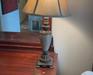 Classic Urn-Style Table Lamp with Crackle Glaze Finish