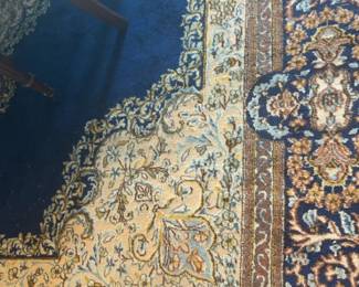 Handknotted Area Rug