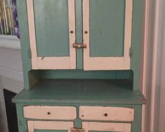Painted Child's Stepback