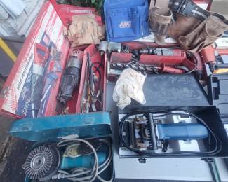 Milwaukee, Makita
