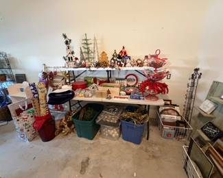 Christmas items and frames