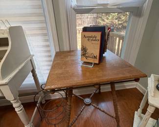 Vintage stick and ball table