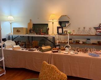 Vintage wood items, trays