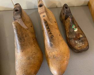 Shoe molds