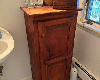 Pine cupboard 