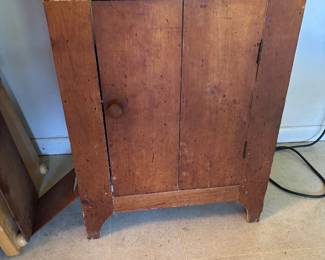 Pine cupboard 