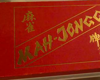 Mahg-jongg game with wood pieces