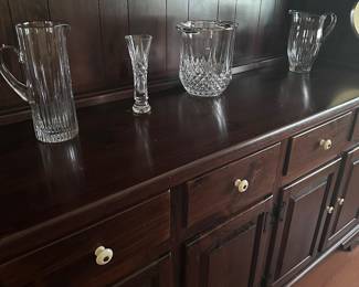 Cut crystal