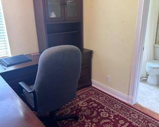 Rolling chair and desk 