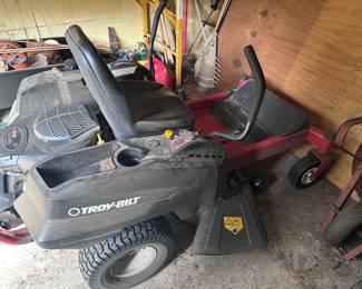 42” Troy built mustang zero turn mower