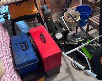 Tool boxes 