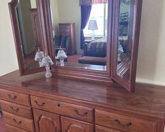 Long dresser and folding mirror