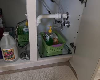  Cleaning supplies