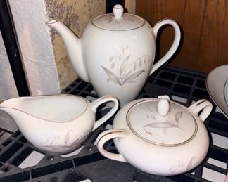 Kaysons Fine China Japan “Golden Rhapsody” 1961 Tea Set!