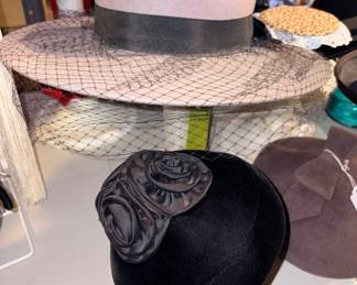 VTG Cocktail Velvet Beret Style Hat, VTG 100% Wool Betmar Felt Hat!