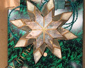 Vtg Santa’s World Capiz Shell Gold Star Tree Topper!