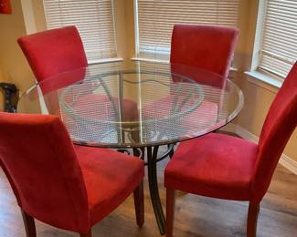 Comes with 4 Red Velvet chairs