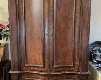 Entertainment cabinet-79x21x43