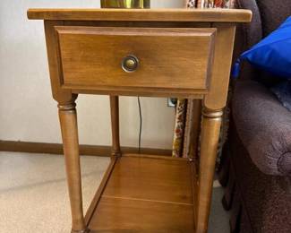 205 woodsidetablewithdrawerandturnedl