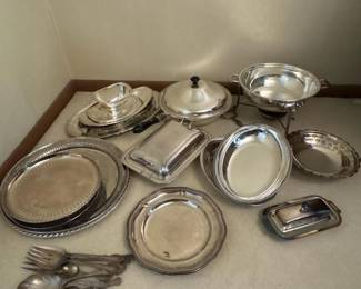 105 assortedsilverplateandstainlessserv