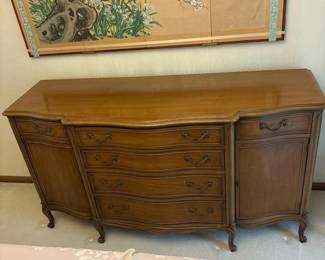 083 drexelfrenchprovincialstylesideboard