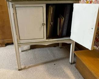 207 paintedwoodenrecordcabinetwithrecor