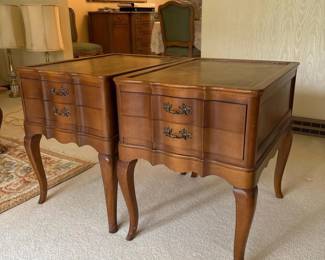 157 pairofvintagefrenchprovincialstyle