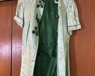 149 chinesestylesatinjacketandpantsset