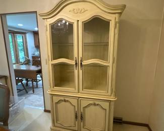 104 frenchprovincialstyledisplaycabinet