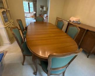 085 drexelwalnutdiningtableandsixchair