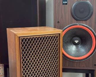 Many Vintage Speakers and audio equitment