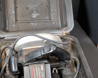 Craftsman  or inch Circular Saw with Carrying Case