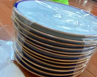 Thomas Rosenthal Porcelain Dinner Plates