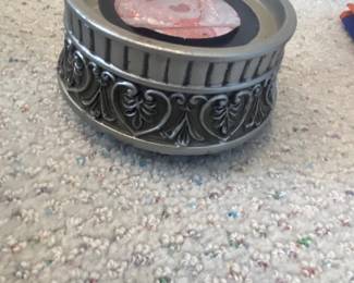 Decorative Resin Pillar Candle Holder