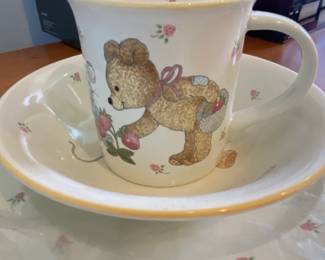 Mikasa Teddy Pattern Dinnerware Set